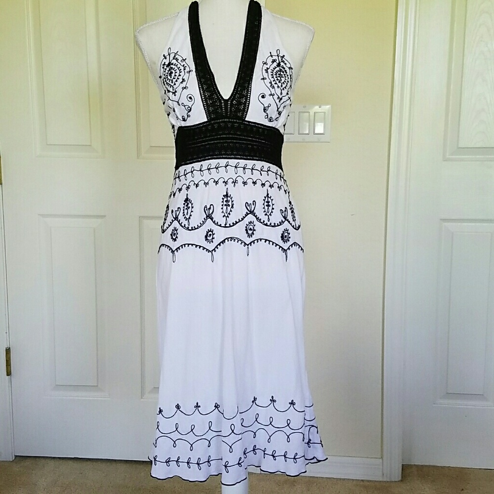Y2K Embroidered White Halter dress